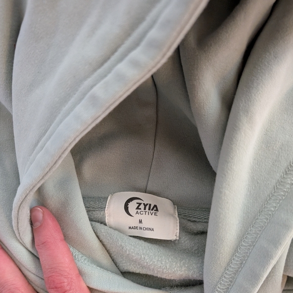 ZYIA Women's Hoodie - Med - Picture 2 of 2
